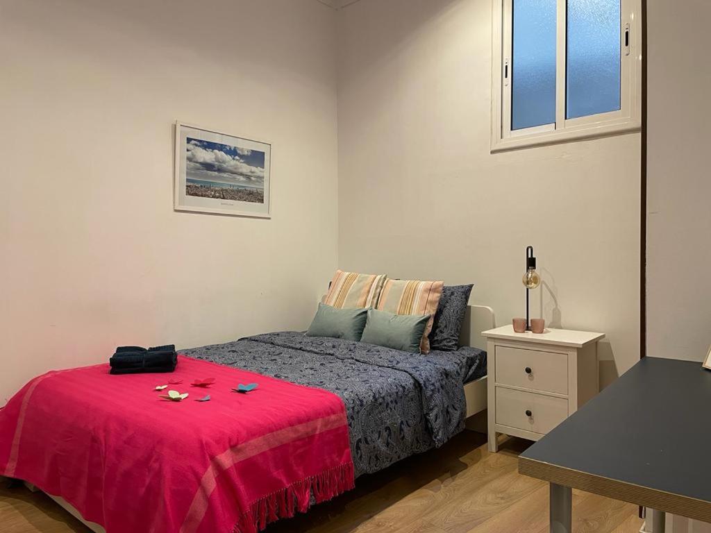 By La Rambla Rooms Barcellona Esterno foto