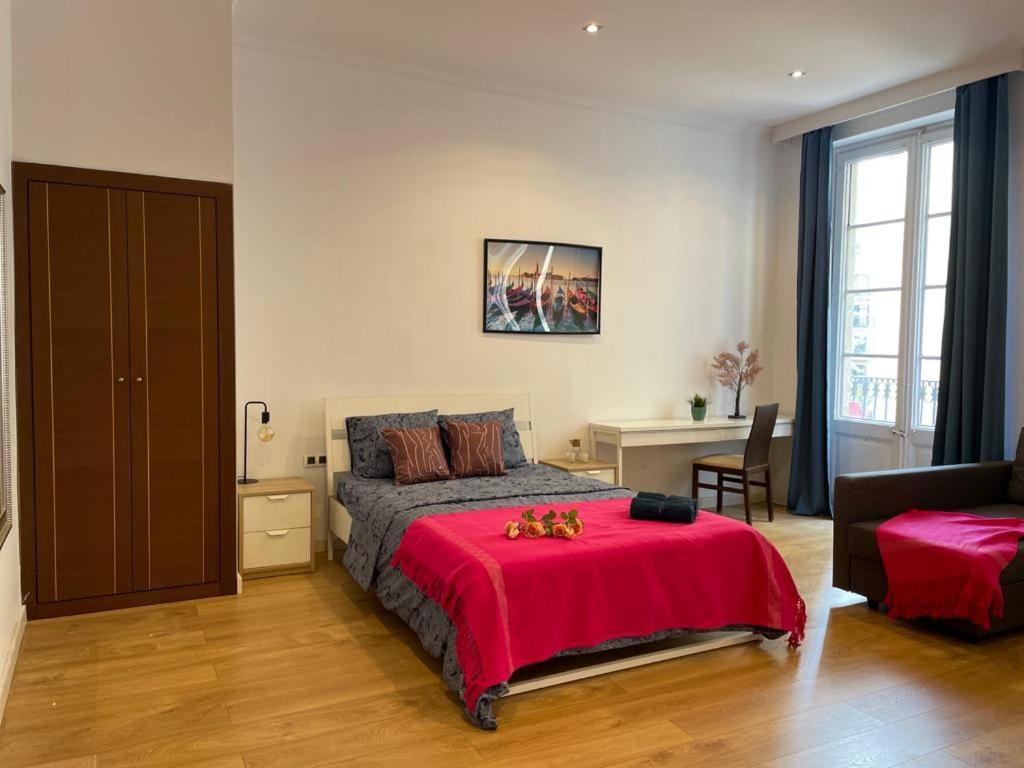 By La Rambla Rooms Barcellona Esterno foto
