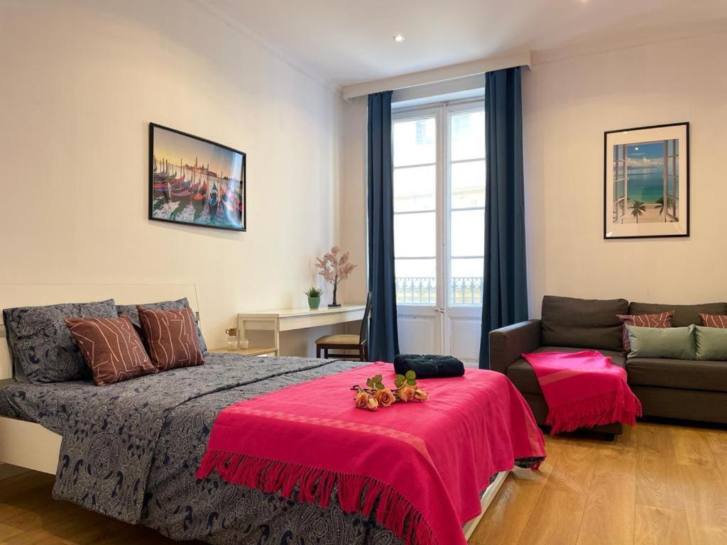 By La Rambla Rooms Barcellona Esterno foto