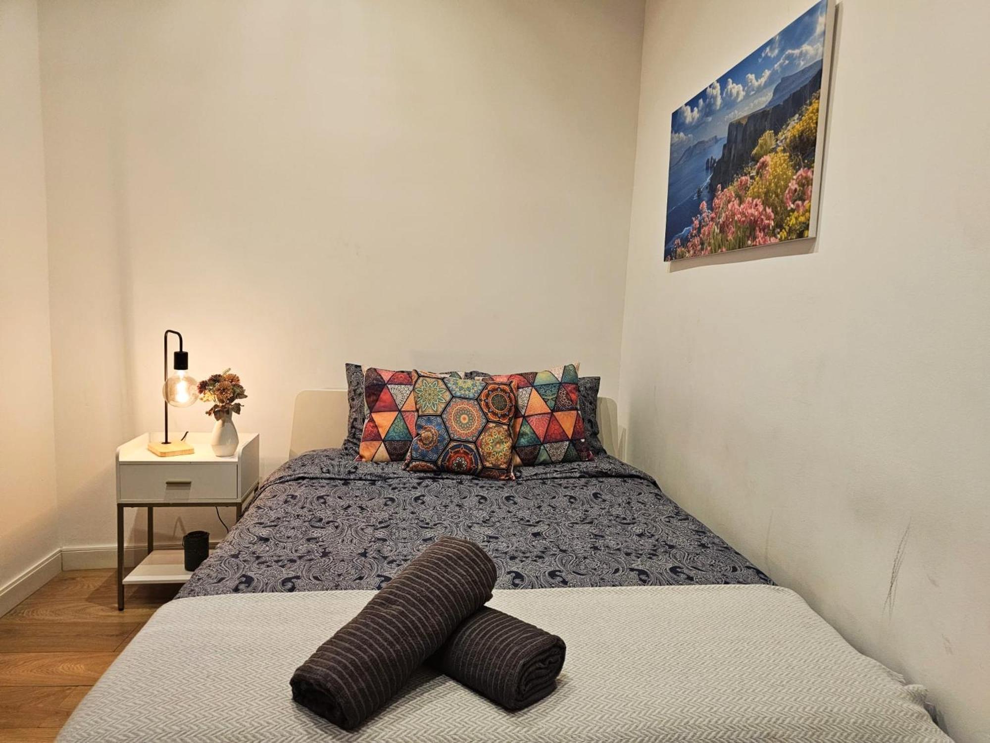 By La Rambla Rooms Barcellona Esterno foto